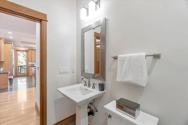 2 Vallecito Lane, Orinda, California 94563