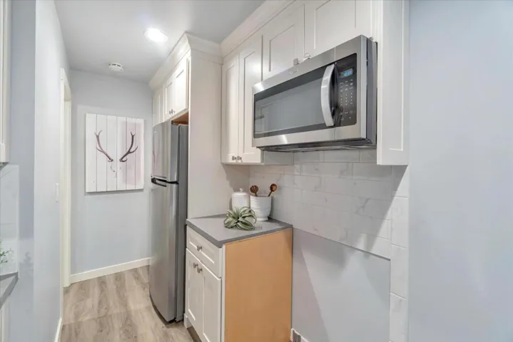2 Vallecito Lane, Orinda, California 94563