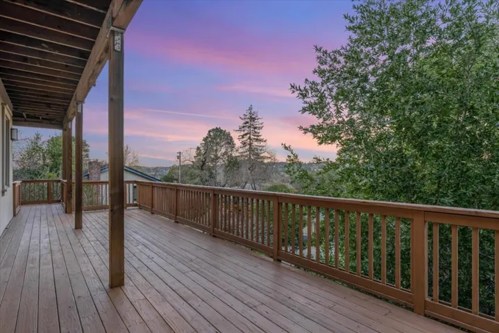 2 Vallecito Lane, Orinda, California 94563