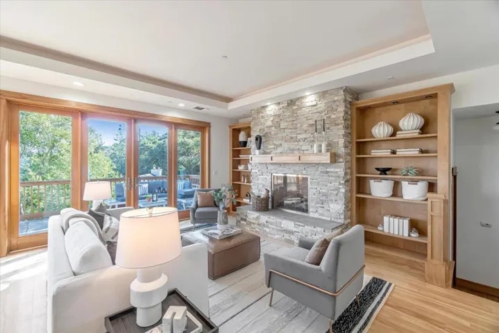 2 Vallecito Lane, Orinda, California 94563