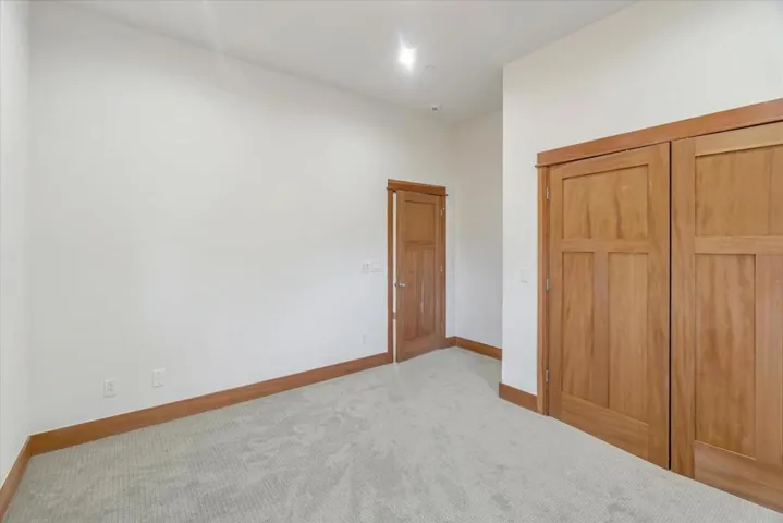 2 Vallecito Lane, Orinda, California 94563
