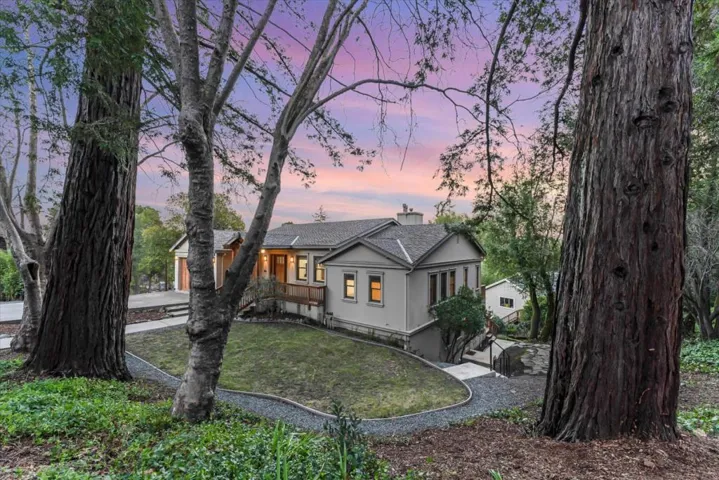 2 Vallecito Lane, Orinda, California 94563