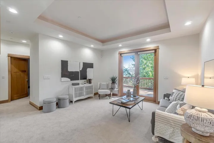 2 Vallecito Lane, Orinda, California 94563
