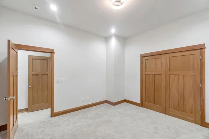 2 Vallecito Lane, Orinda, California 94563