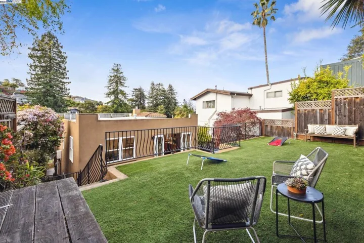 6308 Broadway Terrace, Oakland, California 94618