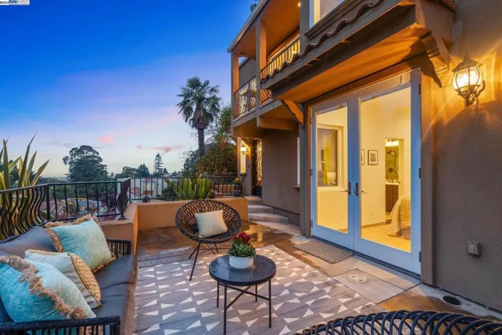 6308 Broadway Terrace, Oakland, California 94618