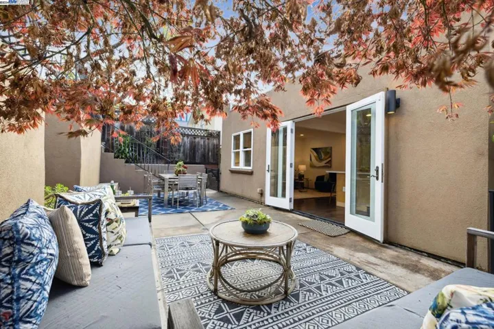 6308 Broadway Terrace, Oakland, California 94618
