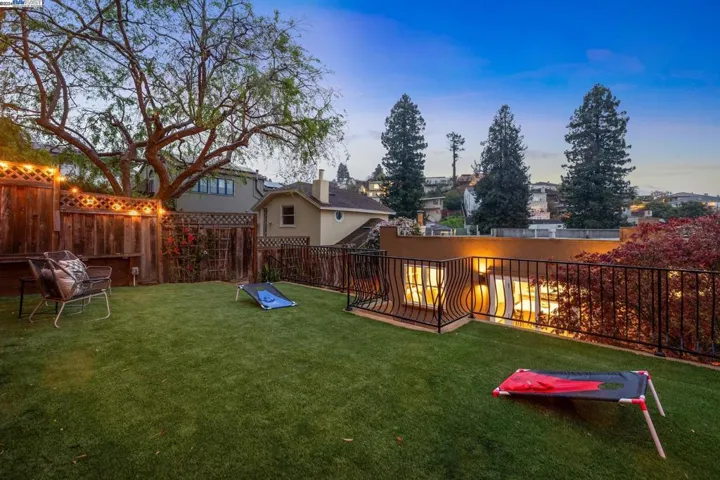 6308 Broadway Terrace, Oakland, California 94618