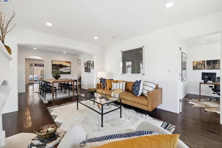 6308 Broadway Terrace, Oakland, California 94618
