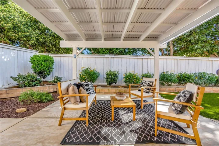 8 Via Violeta, Rancho Santa Margarita, California 92688