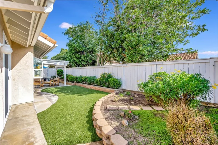 8 Via Violeta, Rancho Santa Margarita, California 92688