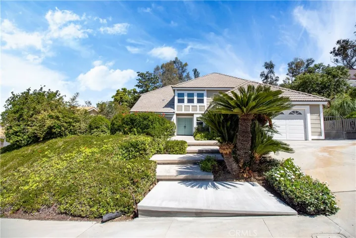 1070 S Road Runner Road, Anaheim Hills, California 92807