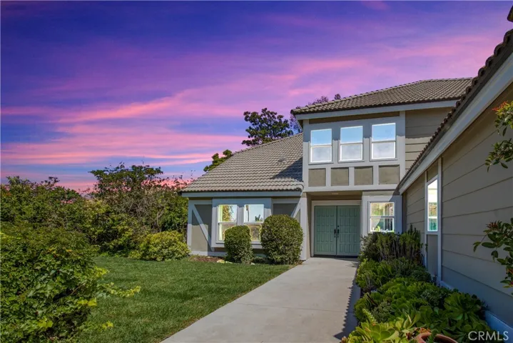 1070 S Road Runner Road, Anaheim Hills, California 92807