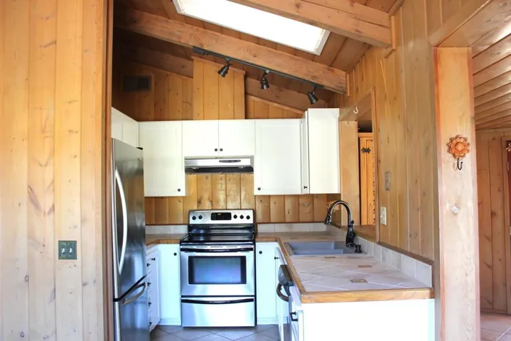 3145 E Victoria Dr, Alpine, California 91901