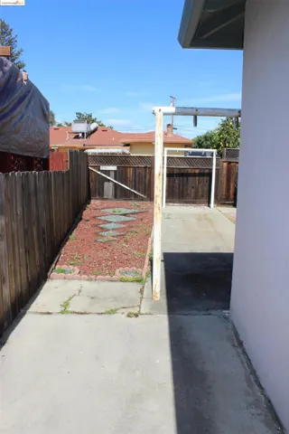 257 Redondo Dr, Pittsburg, California 94565