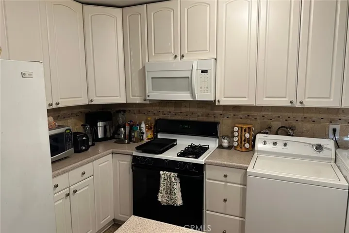 611 S Indian Hill Boulevard C, Claremont, California 91711