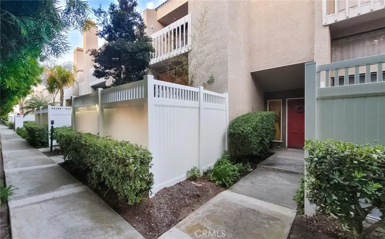 380 W Wilson Street 28, Costa Mesa, California 92627