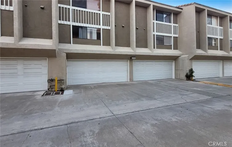 380 W Wilson Street 28, Costa Mesa, California 92627