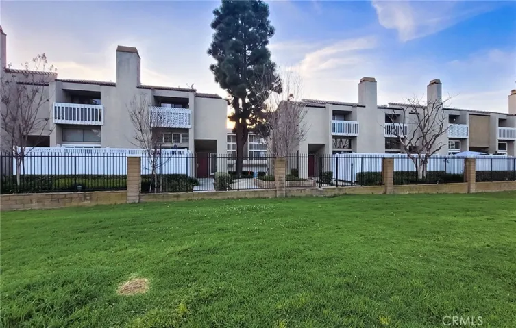 380 W Wilson Street 28, Costa Mesa, California 92627