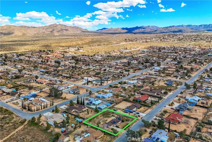 7433 Frontera Avenue, Yucca Valley, California 92284