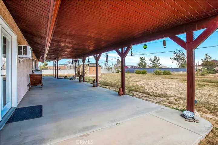 7433 Frontera Avenue, Yucca Valley, California 92284