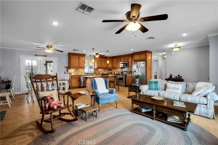 7433 Frontera Avenue, Yucca Valley, California 92284