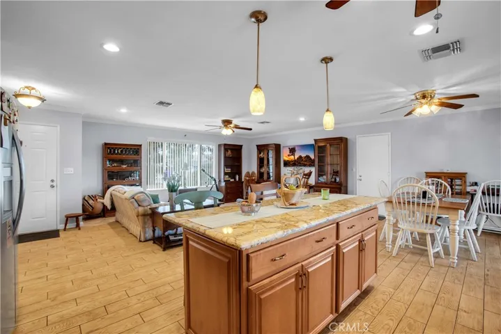 7433 Frontera Avenue, Yucca Valley, California 92284