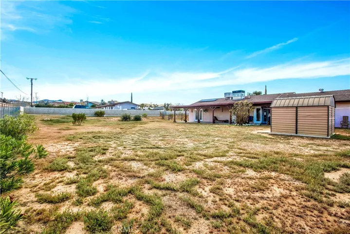 7433 Frontera Avenue, Yucca Valley, California 92284