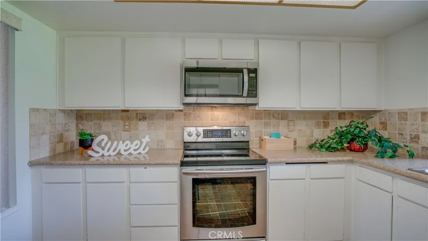 38916 Paseo De Oro, Murrieta, California 92563