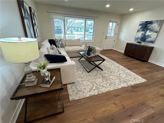 1745 Paloma Drive, Newport Beach, California 92660
