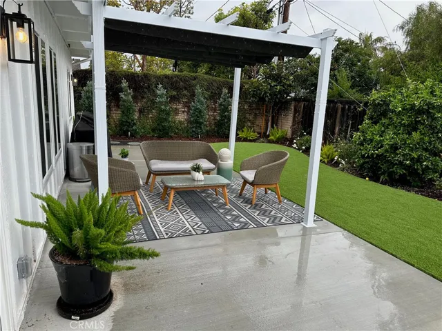 1745 Paloma Drive, Newport Beach, California 92660