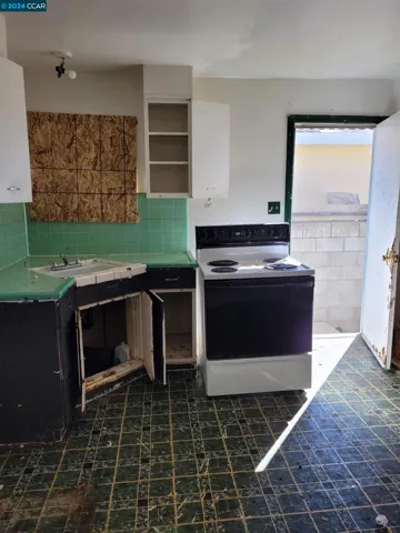 2901 16th Ave, Sacramento, California 95820