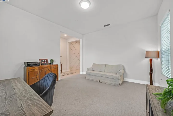 1163 Ambrose Dr, Manteca, California 95336