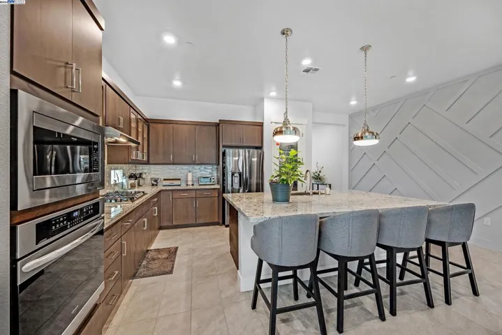 1163 Ambrose Dr, Manteca, California 95336