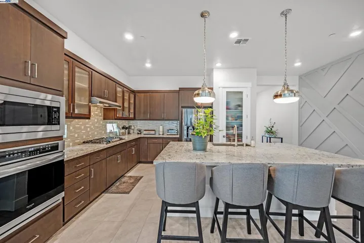1163 Ambrose Dr, Manteca, California 95336