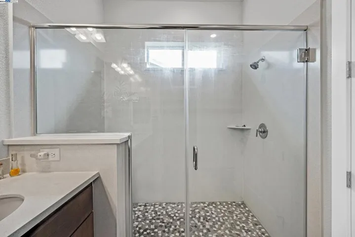 1163 Ambrose Dr, Manteca, California 95336