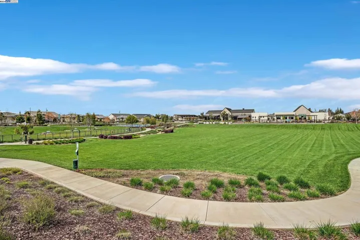 1163 Ambrose Dr, Manteca, California 95336