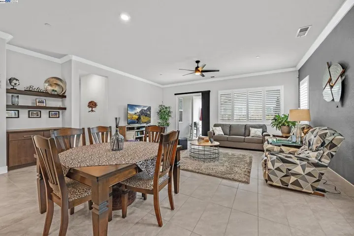 1163 Ambrose Dr, Manteca, California 95336