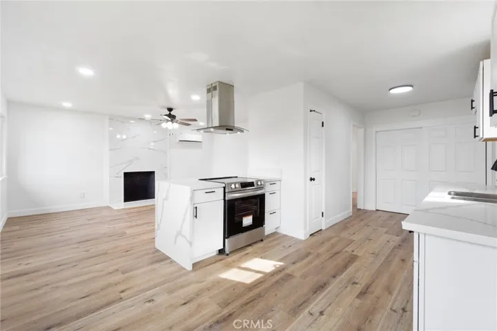 5346 E Tyler Avenue, Fresno, California 93727