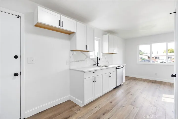 5346 E Tyler Avenue, Fresno, California 93727
