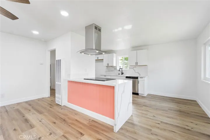5346 E Tyler Avenue, Fresno, California 93727