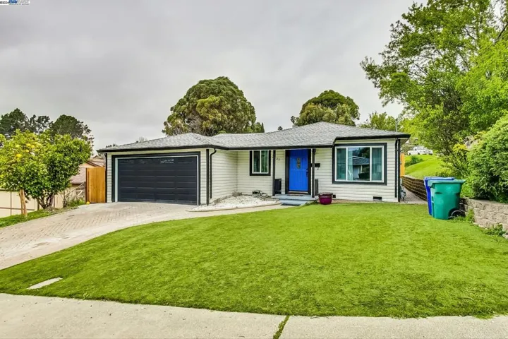 2421 Paloma, Pinole, California 94564