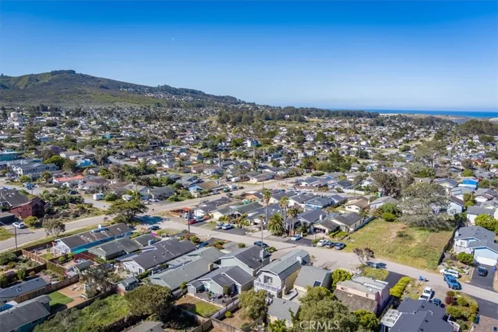 1662 13th Street, Los Osos, California 93402