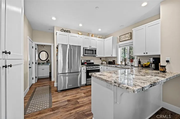 1858 Sparrow Road, Wrightwood, California 92397