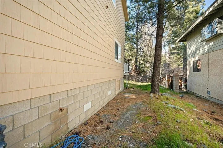 1858 Sparrow Road, Wrightwood, California 92397