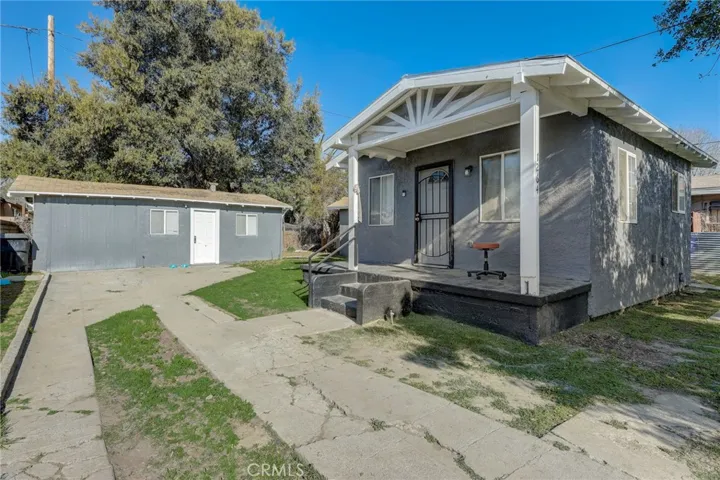 1264 Massachusetts Avenue, San Bernardino, California 92411