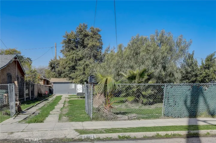 1264 Massachusetts Avenue, San Bernardino, California 92411