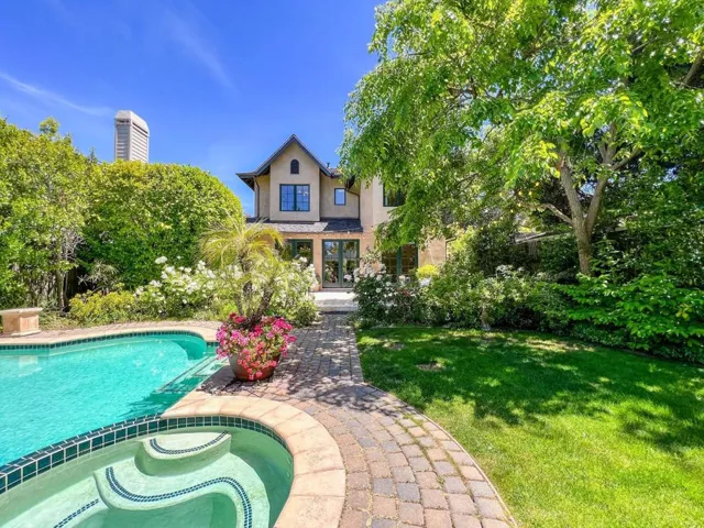 744 College Avenue, Menlo Park, California 94025