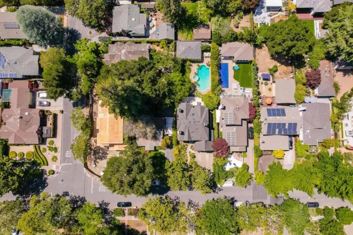 744 College Avenue, Menlo Park, California 94025