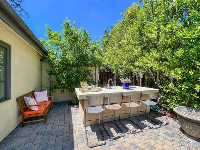 744 College Avenue, Menlo Park, California 94025